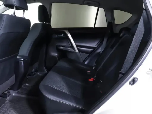 Toyota RAV4, IV (XA40) — фото 14