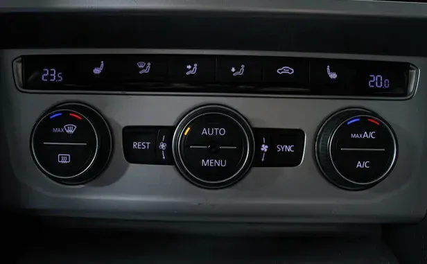 Volkswagen Passat, B8 — фото 13