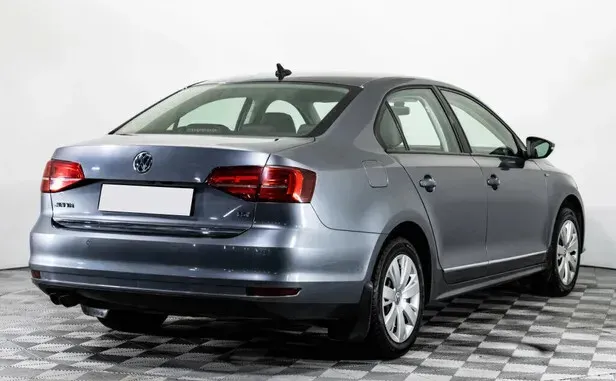 Volkswagen Jetta, VI Рестайлинг — фото 2