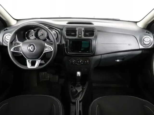 Renault Logan, II Рестайлинг — фото 10