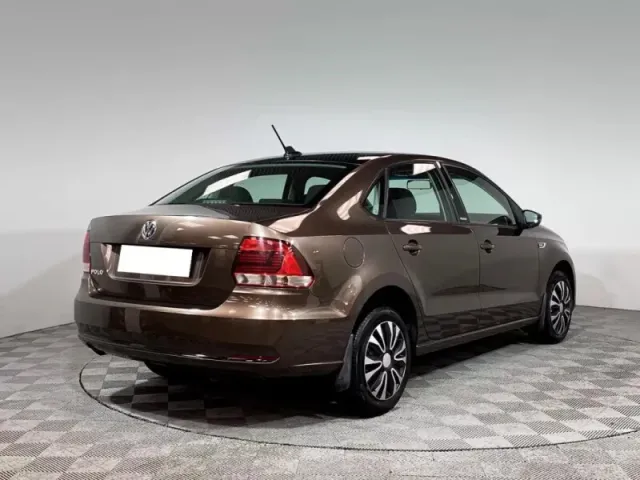 Volkswagen Polo, V Рестайлинг — фото 5