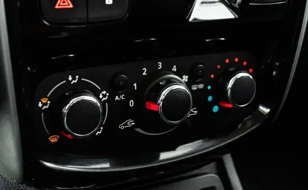 Nissan Terrano, III (D10) — фото 10