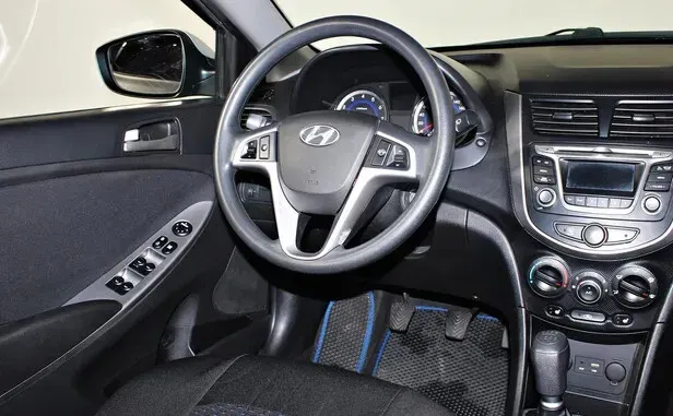 Hyundai Solaris, I Рестайлинг — фото 8