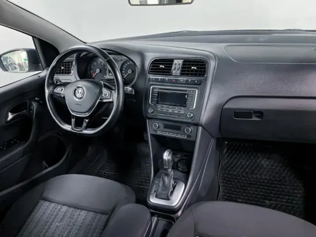 Volkswagen Polo, V Рестайлинг — фото 12