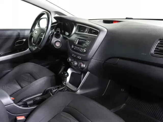 Kia Ceed, II Рестайлинг — фото 11