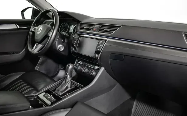 Skoda Superb, III — фото 6