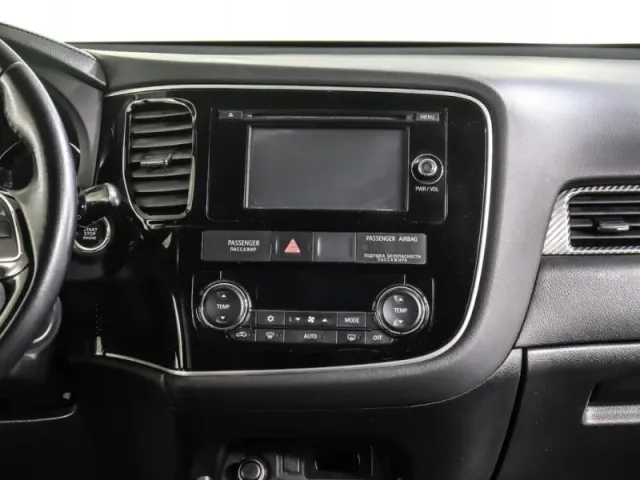 Mitsubishi Outlander, III Рестайлинг 2 — фото 16