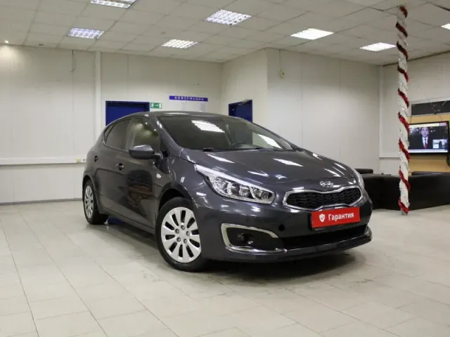 Kia Ceed, II Рестайлинг — фото 2