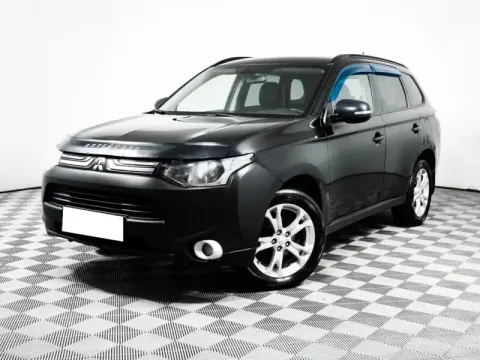 Mitsubishi Outlander, III — фото 1