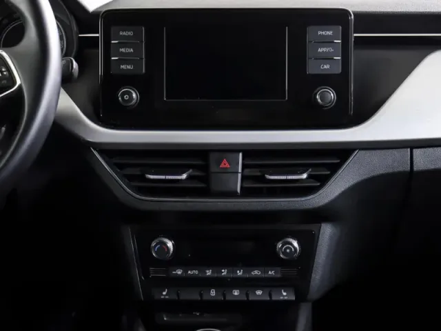 Skoda Rapid, II — фото 18
