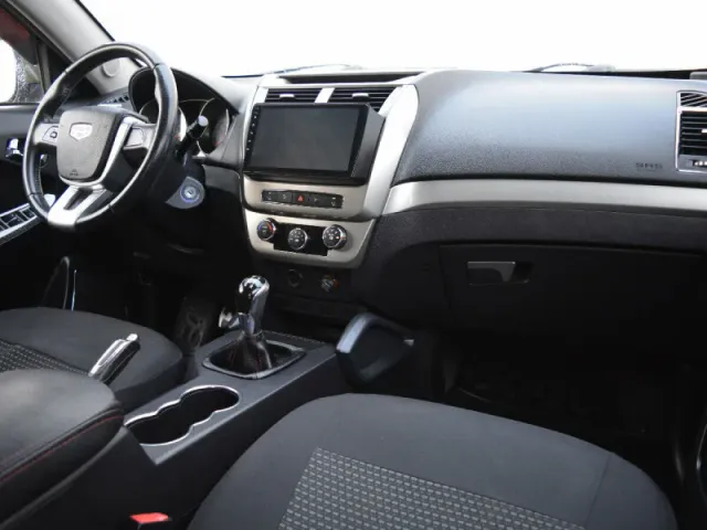 Geely Emgrand X7, I — фото 6