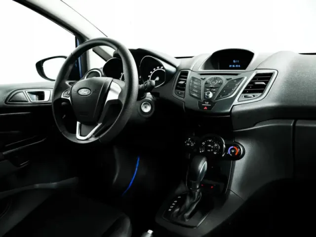 Ford Fiesta, Mk6 Рестайлинг — фото 7
