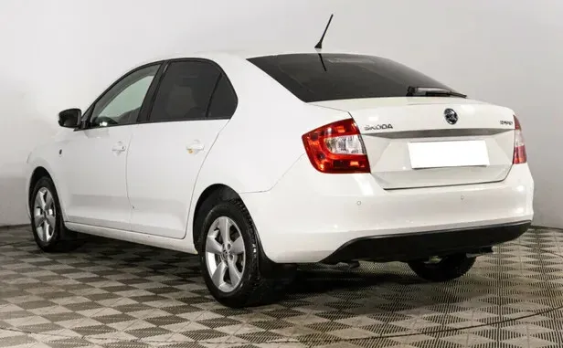 Skoda Rapid, I — фото 4