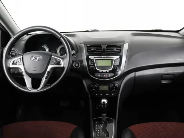 Hyundai Solaris, I — фото 13