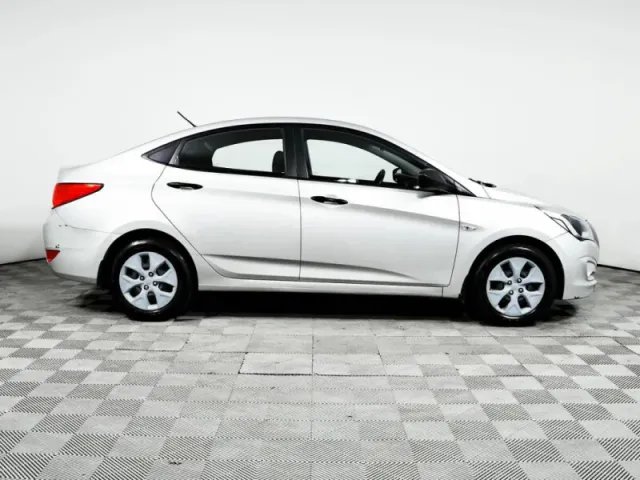 Hyundai Solaris, I Рестайлинг — фото 4