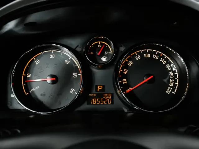 Opel Antara, I Рестайлинг — фото 8