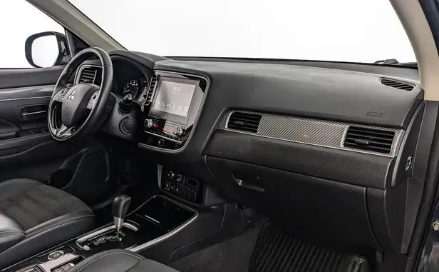 Mitsubishi Outlander, III Рестайлинг 3 — фото 6