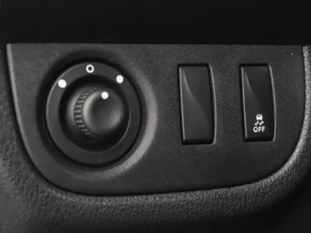 Renault Logan, II Рестайлинг — фото 14