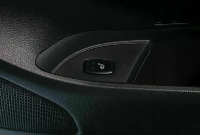 Mitsubishi Pajero Sport, III — фото 17