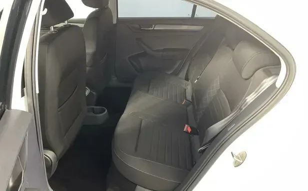 Skoda Rapid, I Рестайлинг — фото 7