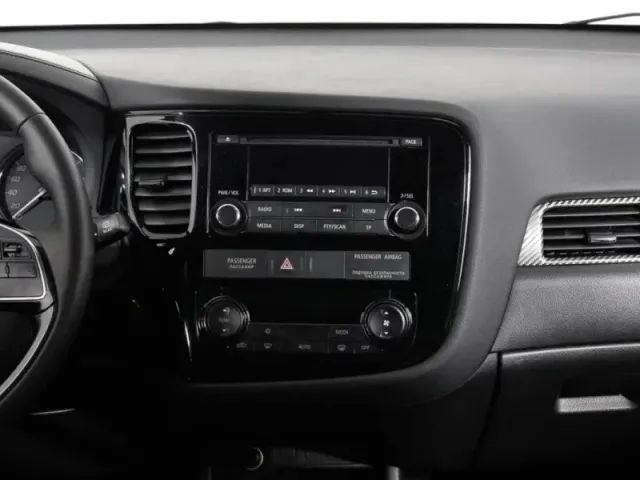Mitsubishi Outlander, III Рестайлинг 2 — фото 11