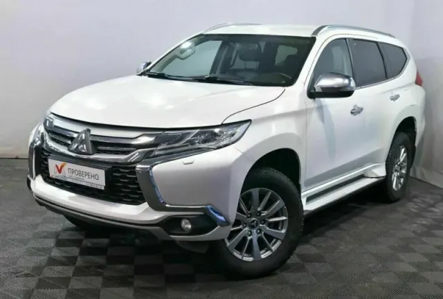 Mitsubishi Pajero Sport, III — фото 2