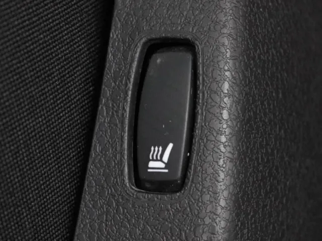 Renault Logan, II Рестайлинг — фото 15