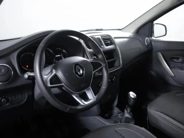 Renault Logan, II Рестайлинг — фото 15