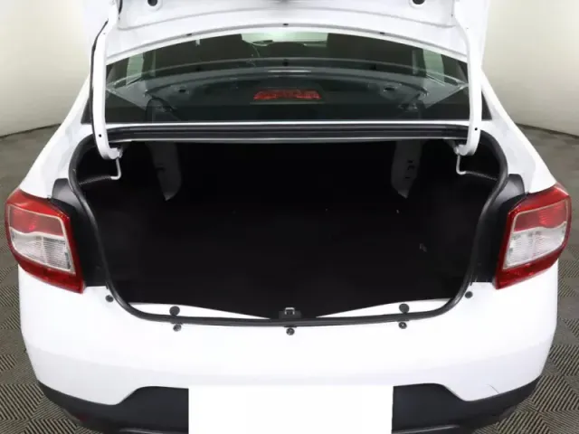 Renault Logan, II Рестайлинг — фото 10