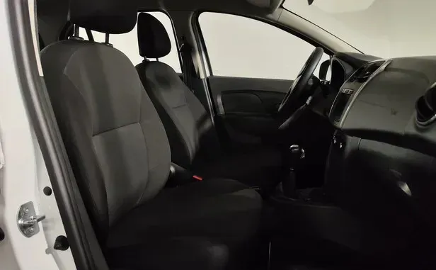 Renault Logan, II Рестайлинг — фото 7