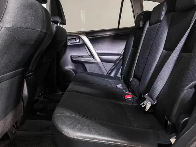 Toyota RAV4, IV (XA40) — фото 10