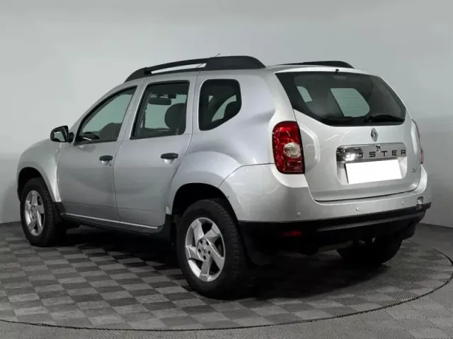 Renault Duster, I — фото 7