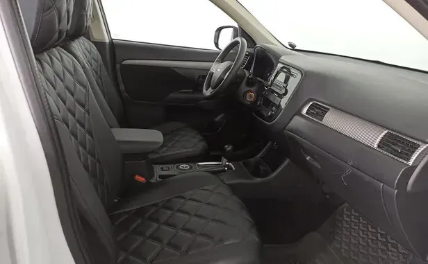 Mitsubishi Outlander, III Рестайлинг — фото 6
