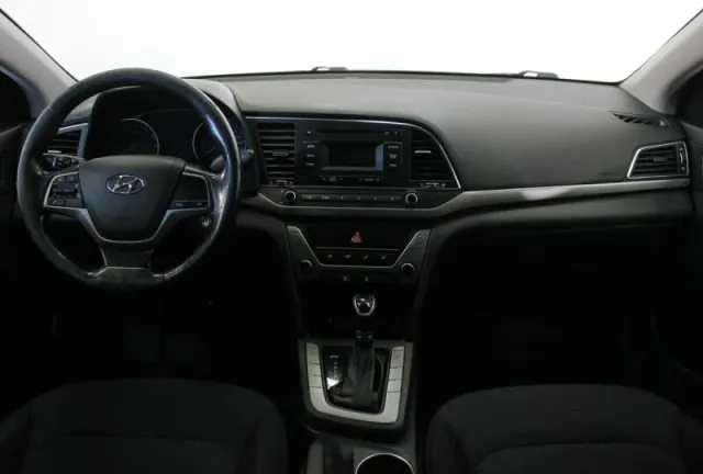 Hyundai Elantra, VI (AD) — фото 5