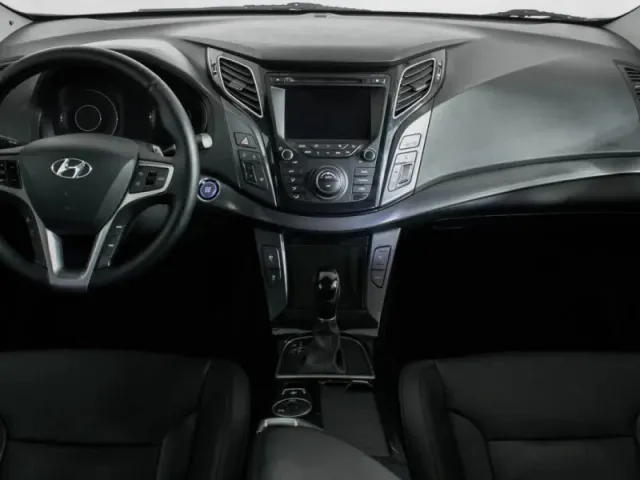 Hyundai i40, I — фото 12