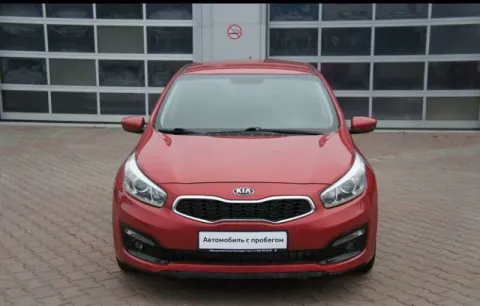 Kia Ceed, II Рестайлинг — фото 1