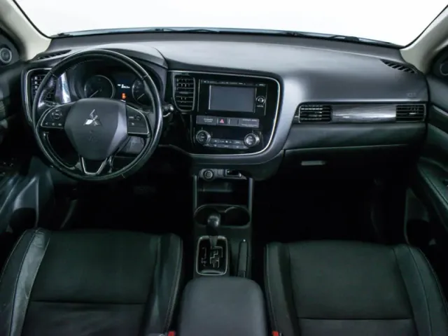 Mitsubishi Outlander, III Рестайлинг 2 — фото 12