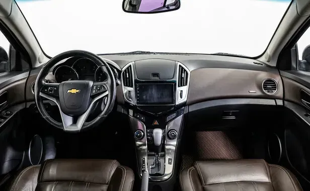 Chevrolet Cruze, I Рестайлинг — фото 7
