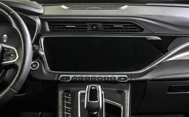 Geely Atlas Pro — фото 9