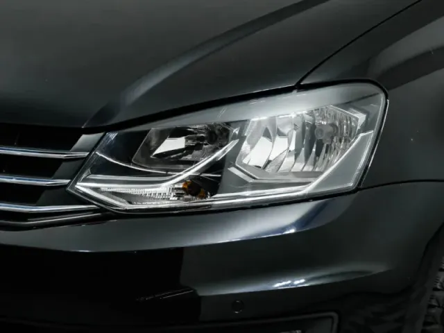 Volkswagen Polo, V Рестайлинг — фото 9