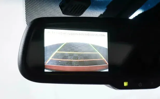 Hyundai Elantra, V (MD) — фото 11