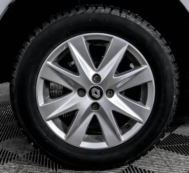 Renault Logan, II Рестайлинг — фото 7