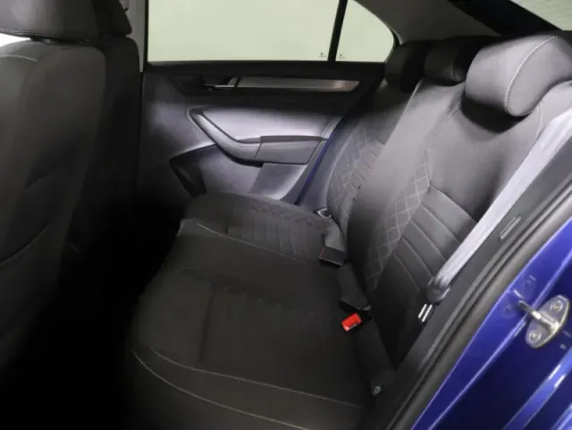 Skoda Rapid, I Рестайлинг — фото 10