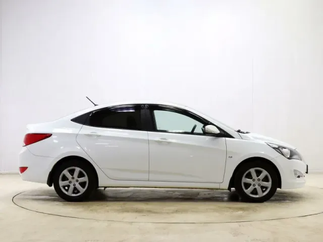 Hyundai Solaris, I Рестайлинг — фото 3