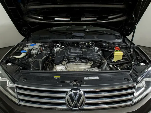 Volkswagen Touareg, II Рестайлинг — фото 17