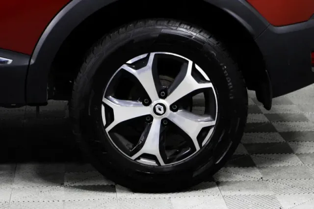 Renault Kaptur, I Рестайлинг — фото 9