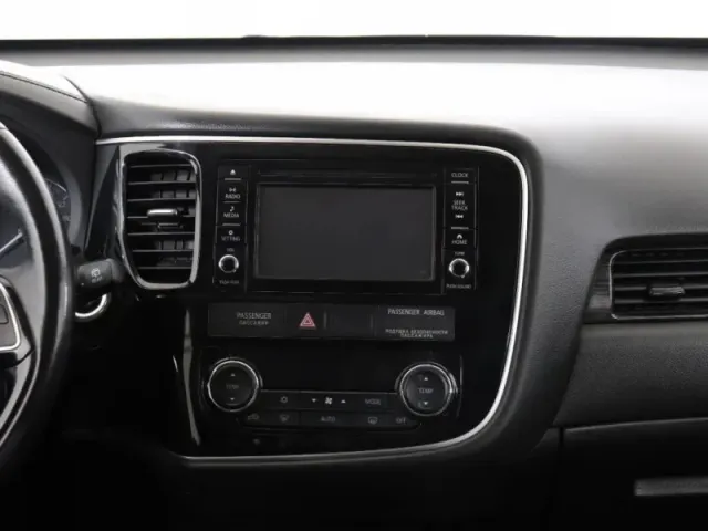 Mitsubishi Outlander, III Рестайлинг 2 — фото 16