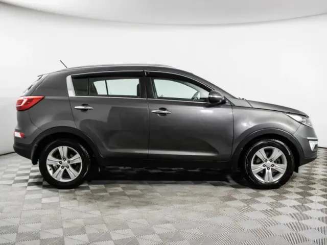 Kia Sportage, III — фото 13