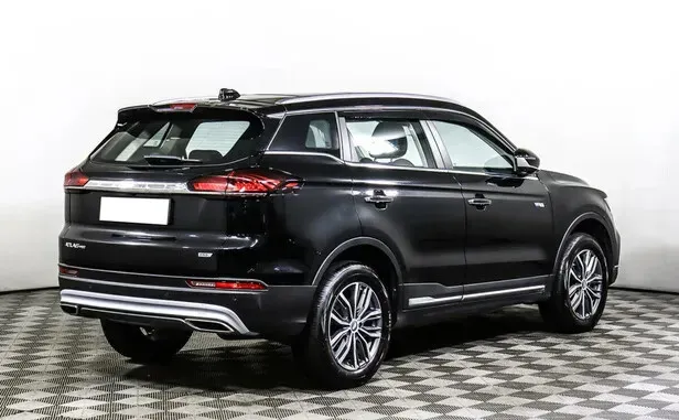 Geely Atlas Pro — фото 2