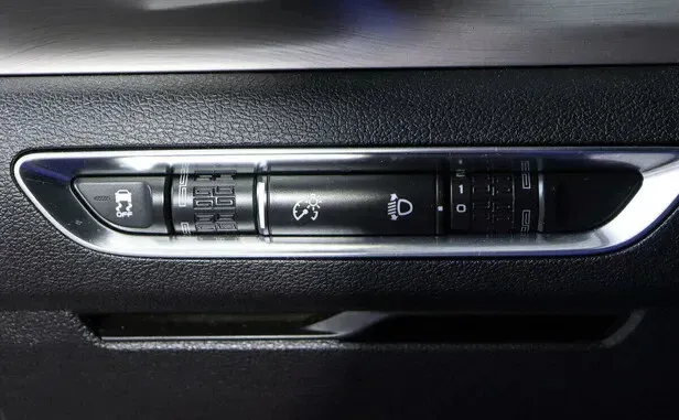 Geely Coolray, I — фото 11